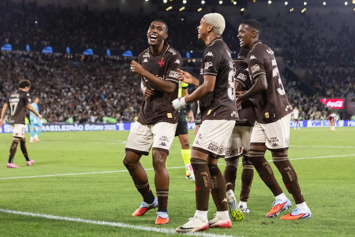 Comissão do Vasco aponta irregularidades na venda da SAF