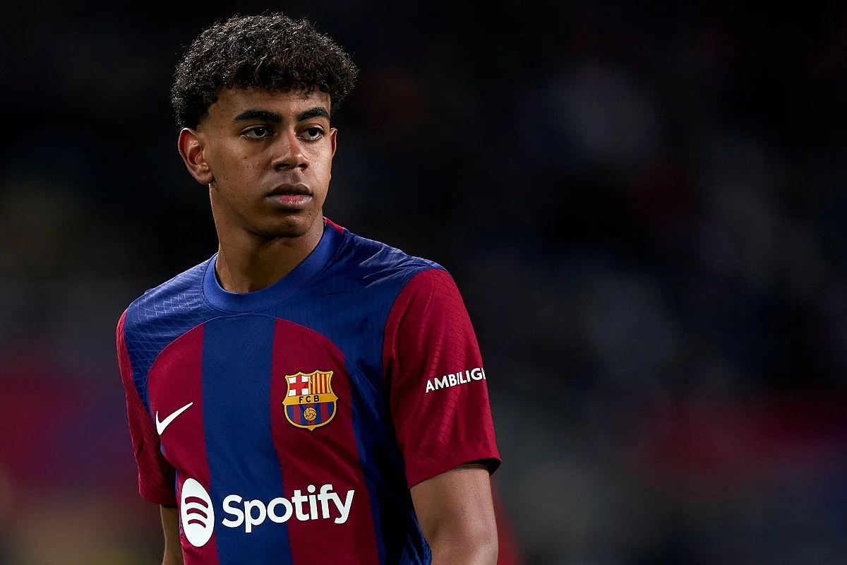 Comportamento de pai de Yamal deixa Barcelona furioso; entenda o caso