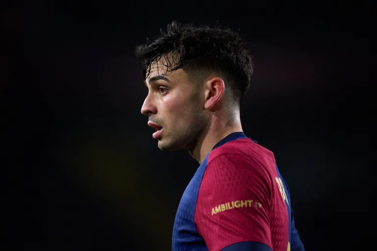 Pedri aconselha volante do Barcelona a deixar o time; entenda