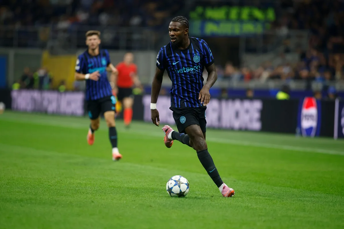 Futebol na TV hoje: confira as partidas que vão ao ar neste domingo (30)