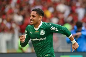 Palmeiras: STJD adia julgamento de Vitor Roque por post homofóbico