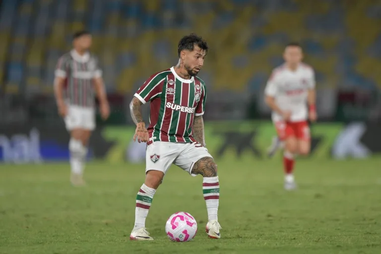 Fluminense não terá Thiago Silva e Lucho Acosta contra o Palmeiras