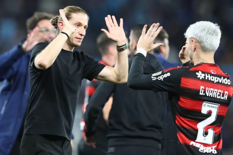 Flamengo: Varela afirma que seria melhor pegar a LDU na decisão da Libertadores