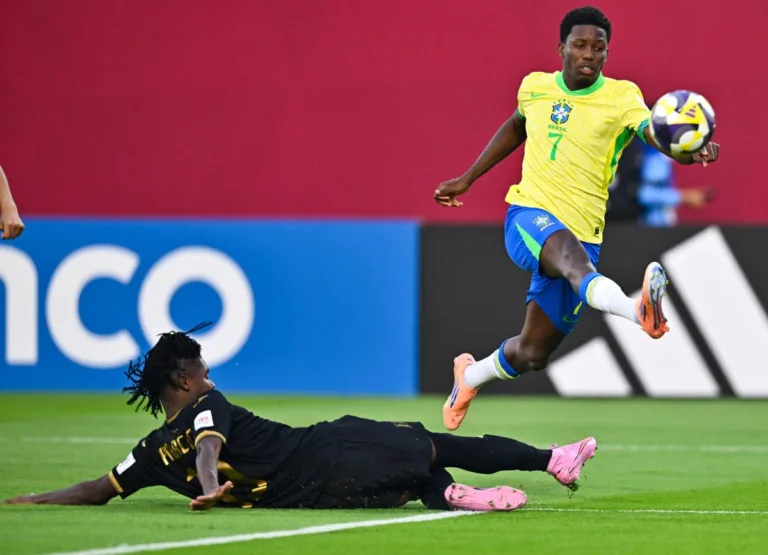 Jornal espanhol elogia joia do Bahia: ‘Ambidestro, tem potência, qualidade e gol’