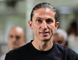 Filipe Luís destaca poder de superação do Flamengo após derrota para o Fluminense