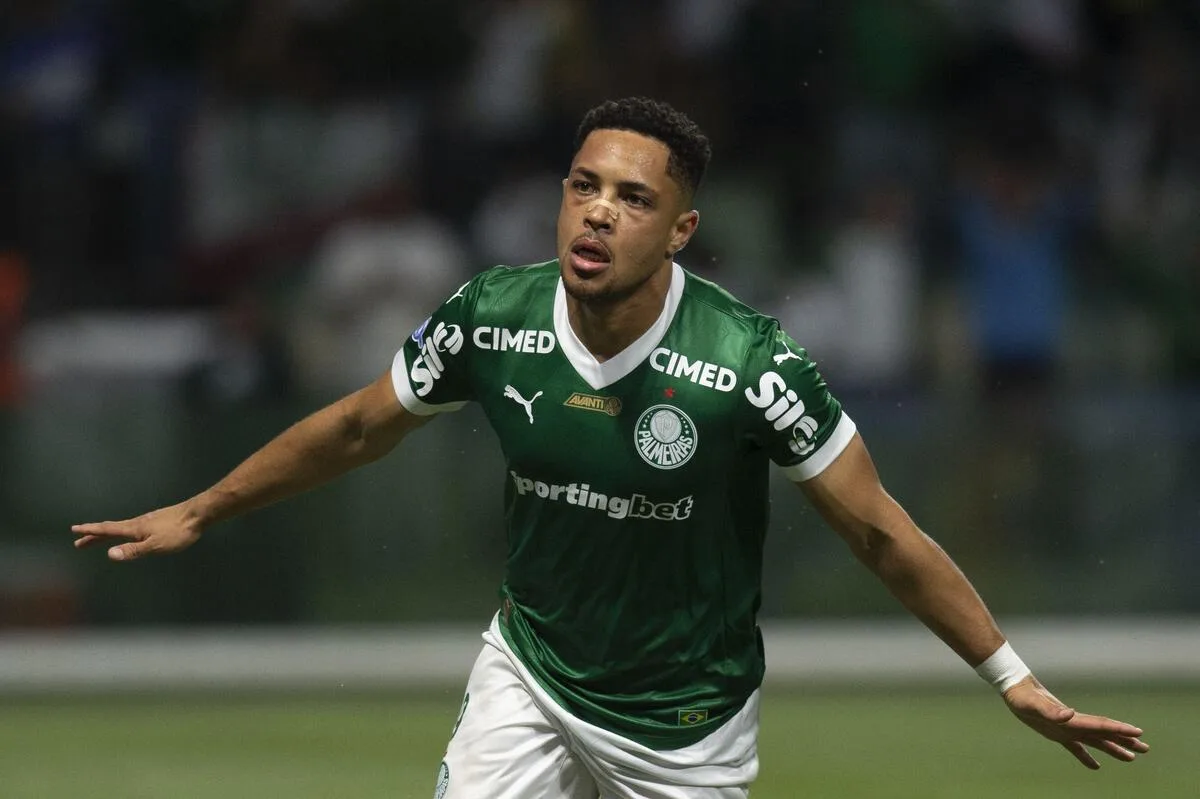 Flamengo tropeça e Palmeiras dispara na liderança; veja as novas odds do Brasileirão