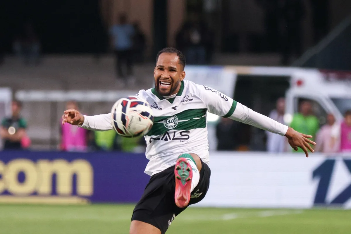 Coxa na Série A! Coritiba empata com o Athletic e garante vaga na primeira divisão do Brasileirão