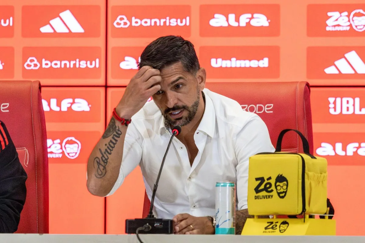 Após goleada sobre o Internacional, Emiliano Díaz é intimado por oficial de justiça