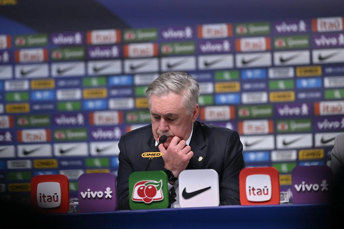 Ancelotti manda recado para Vini Jr e Neymar: “Se estiverem 90%, ligo para alguém que esteja a 100%”