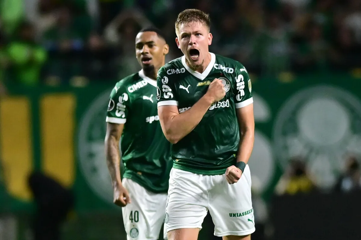 Palmeiras fica perto de comprar Bruno Fuchs, que interessa a clube inglês