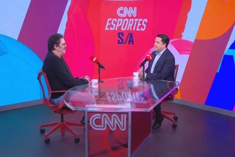 Casagrande diz que Neymar vive em negação: “Hoje é fácil roubar a bola dele”