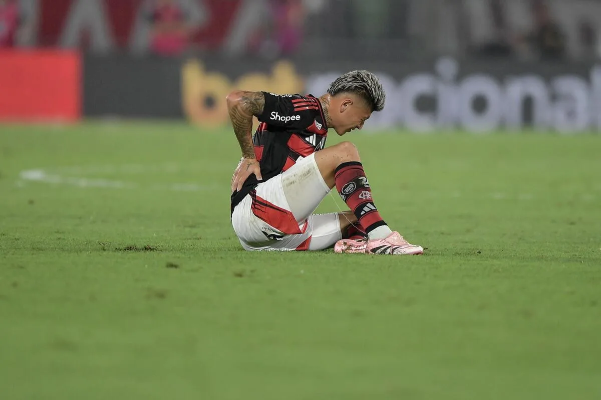 Flamengo atualiza sobre lesões de Carrascal e Jorginho