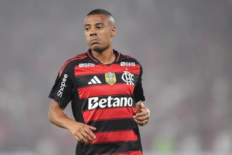 De La Cruz fica fora e Flamengo enfrenta Sport com 12 desfalques, veja lista