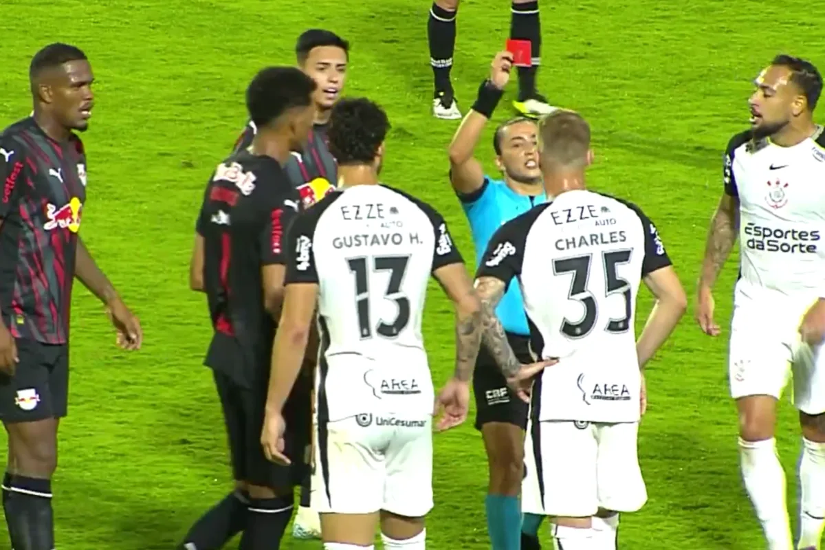 Áudio do VAR confirma que expulsão do Corinthians teve bandeirinha como responsável