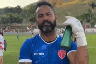 goleiro Bruno em jogo do River AC