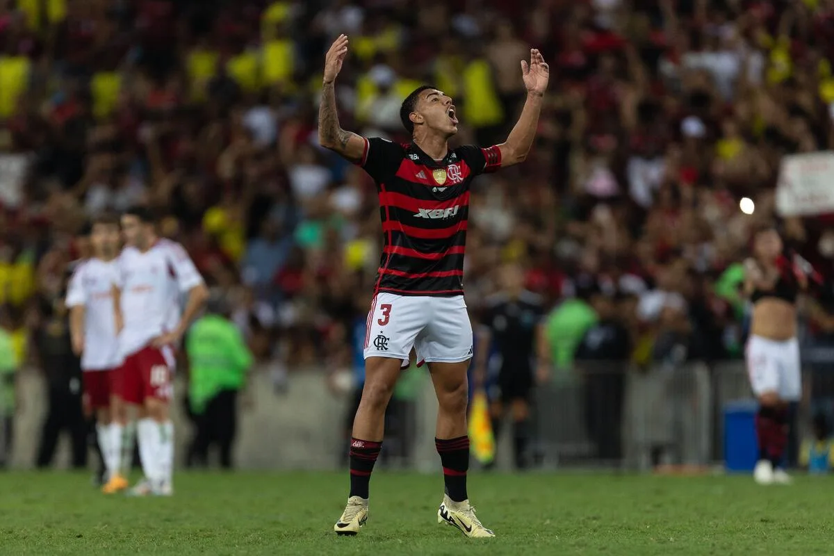 Bahia tenta contratação de zagueiro herói do título do Flamengo