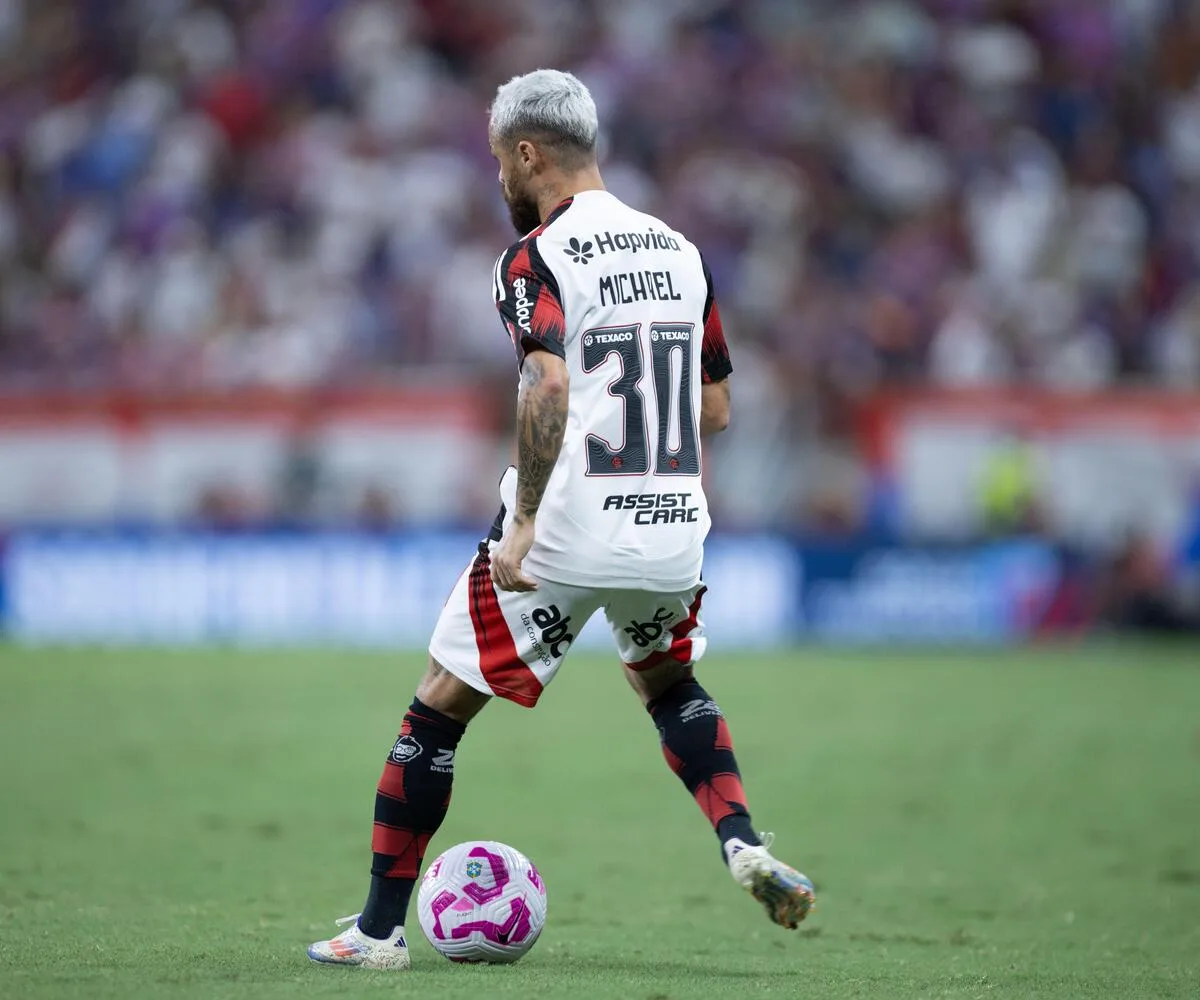 Força máxima? Flamengo surpreende com lista de relacionados para jogo com Atlético-MG