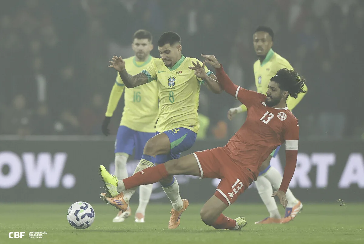 Seleção Brasileira decepciona contra a Tunísia, perde pênalti e fica no empate em despedida