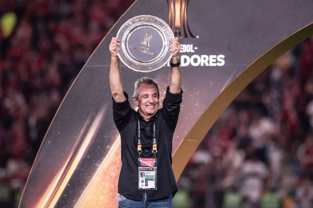 Presidente do Flamengo provoca rivais após o tetra da Libertadores: ‘Não fica p…, não’
