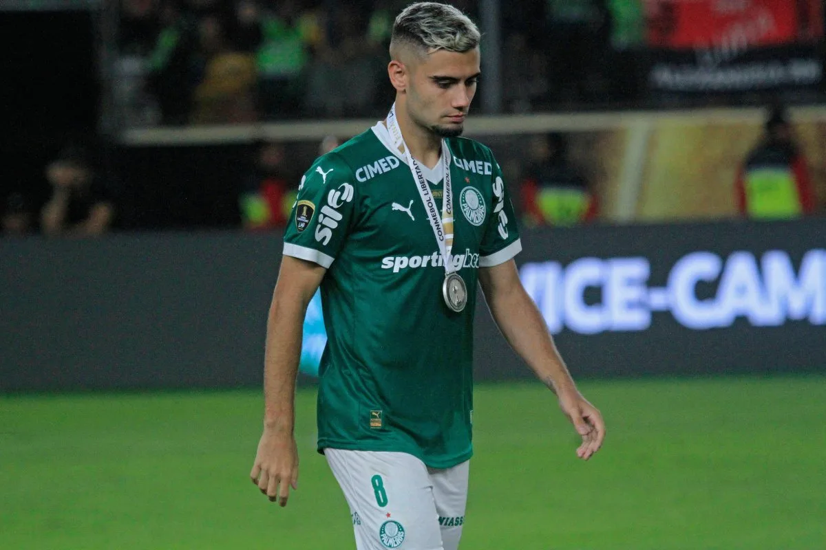 Andreas Pereira rebate provocação do Flamengo: ‘Mais preocupados comigo do que em festejar’