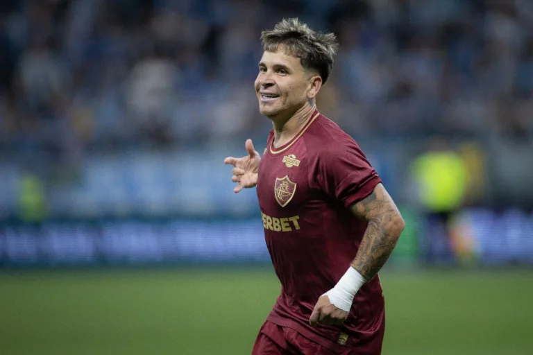 Soteldo desencanta e desabafa após gols da vitória do Flu sobre o Grêmio