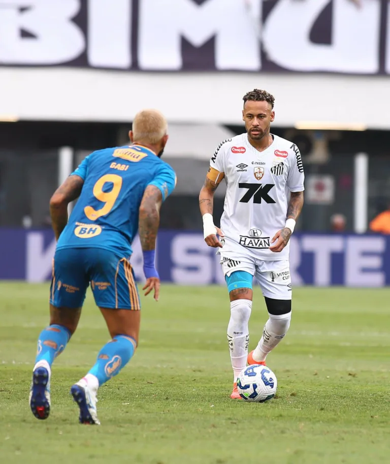 Mesmo sem acertar permanência, Neymar pede Gabigol para reforçar o Santos em 2026