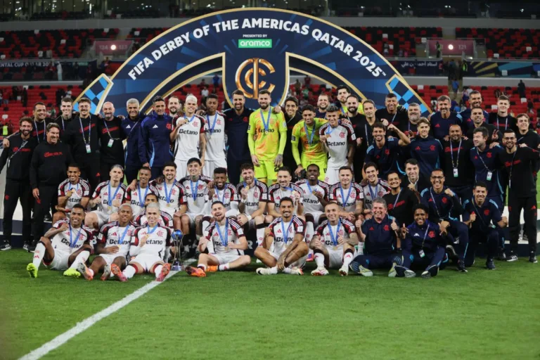 Flamengo vence o Cruz Azul, leva o Derby das Américas e vai à semifinal do Intercontinental