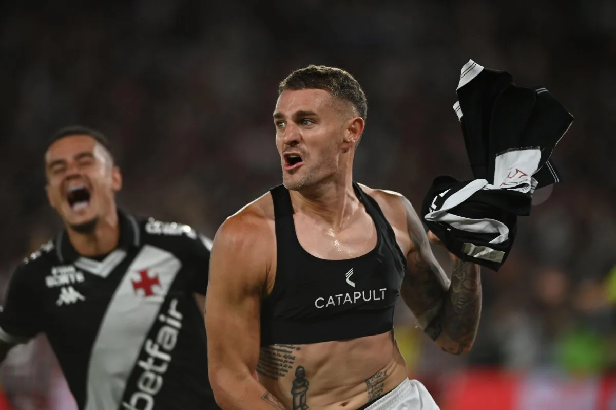 Fernando Diniz exalta Vegetti após o gol: ‘Personifica o que é o Vasco’