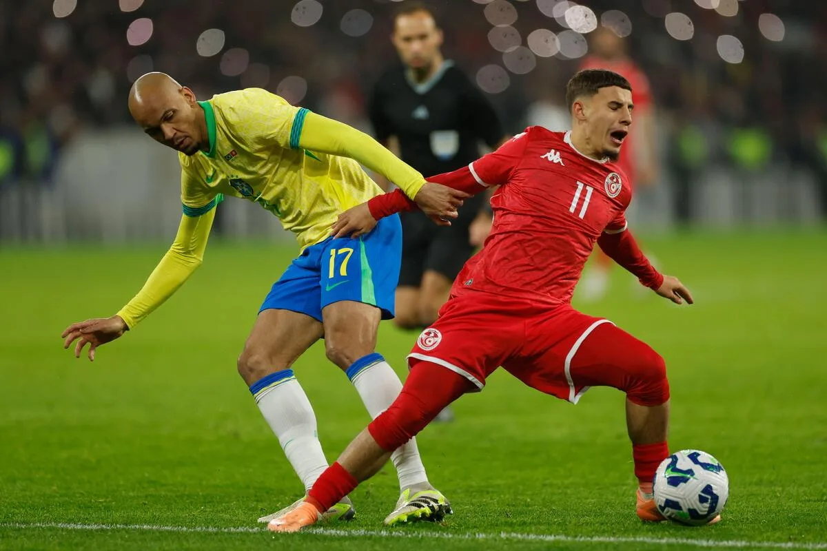 Fluminense entra na disputa com Vasco e Palmeiras por Fabinho