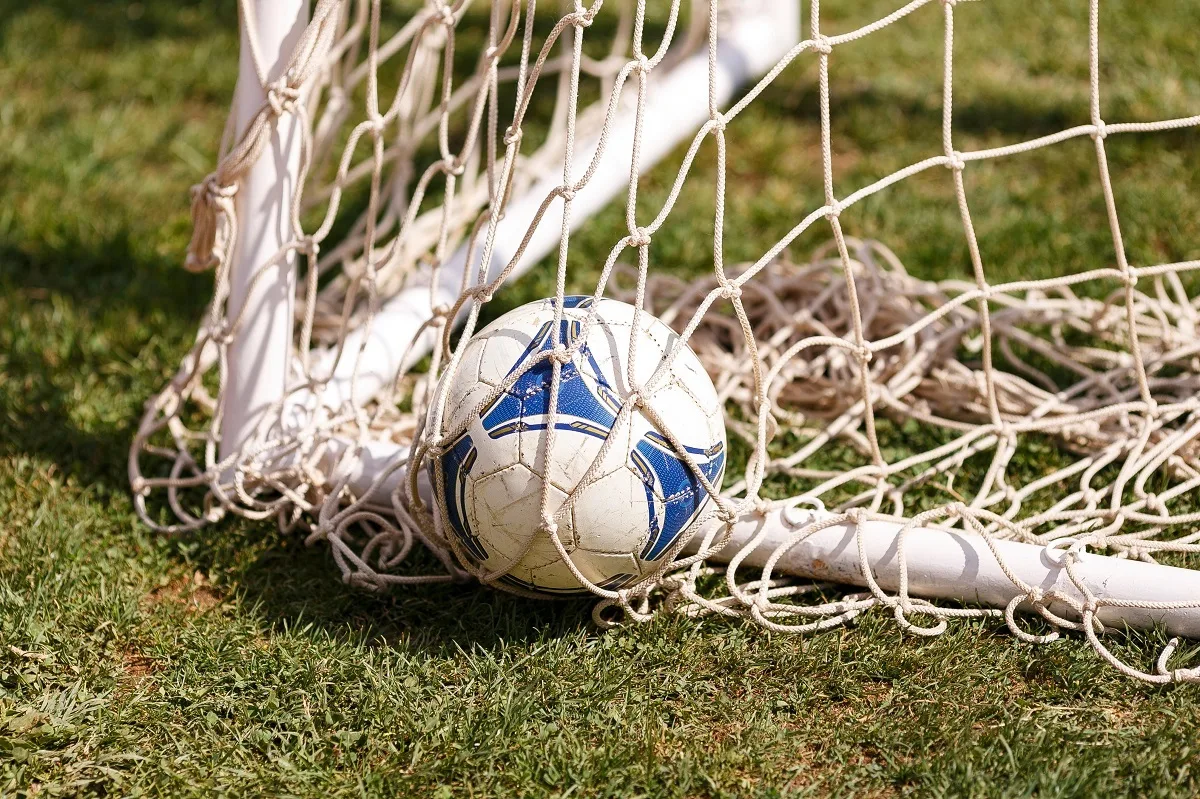 Futebol na TV hoje: quarta-feira (24) de véspera de Natal terá bola rolando