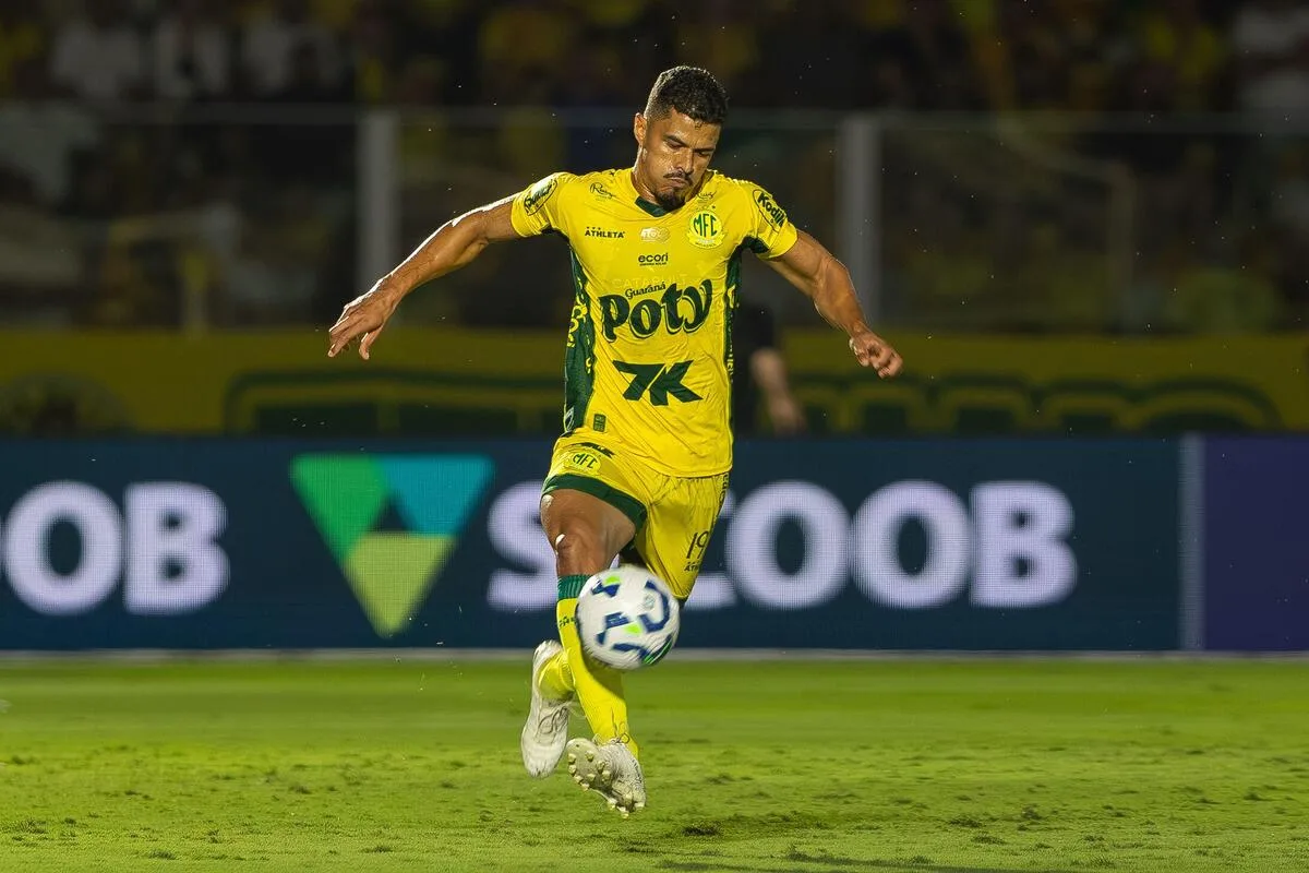 São Paulo tenta tirar mais um titular do Mirassol