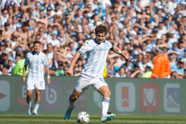 Flamengo tem Santiago Sosa como alvo para reforçar meio de campo; veja valores