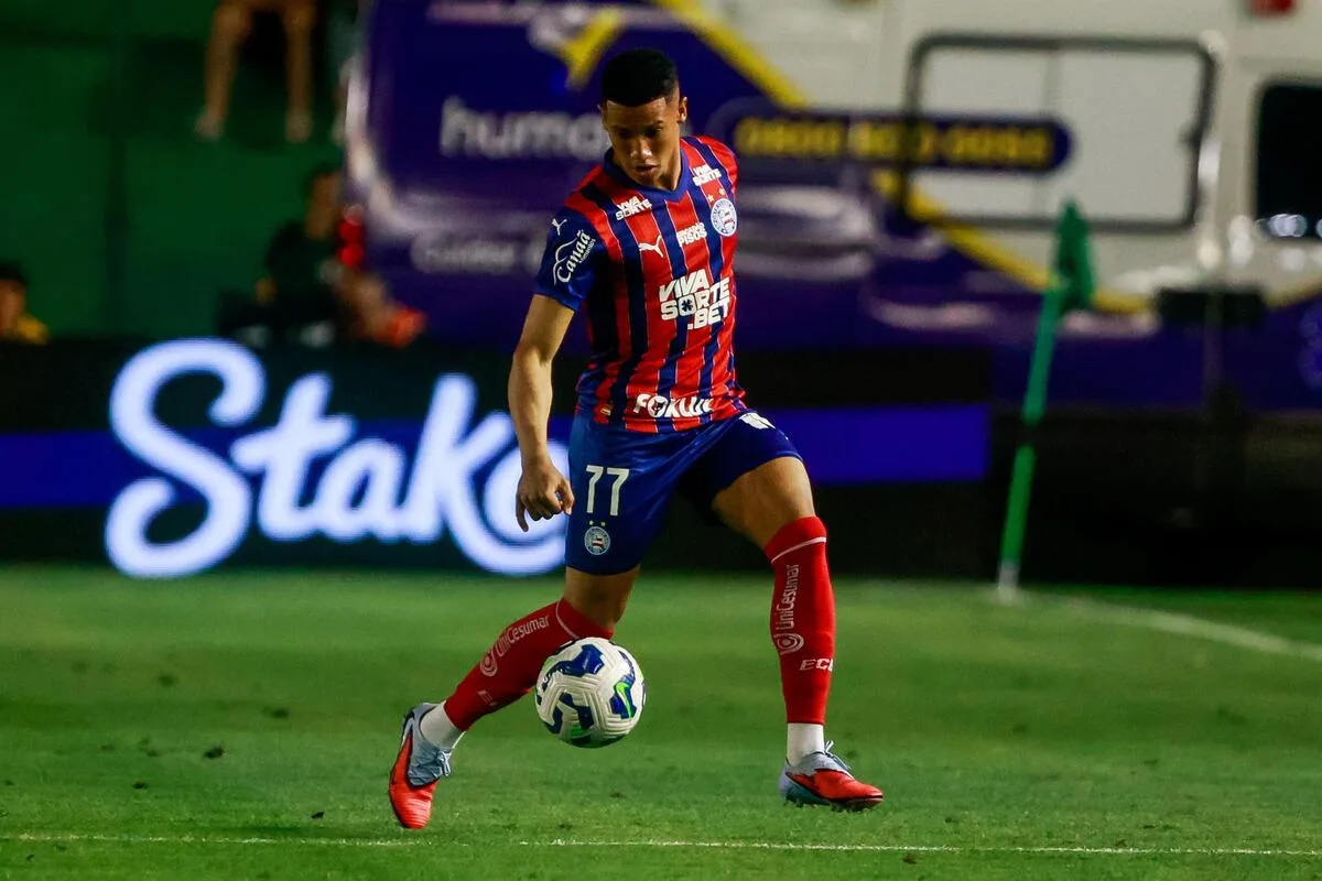 Bahia vende Tiago e acerta a terceira maior venda da história