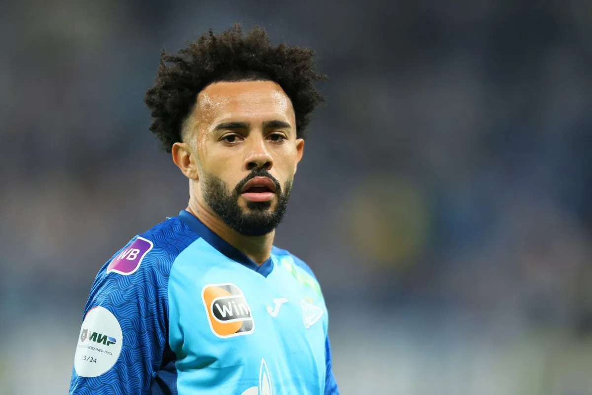 Santos mira em Claudinho, do Al-Sadd, para reforçar a equipe em 2026