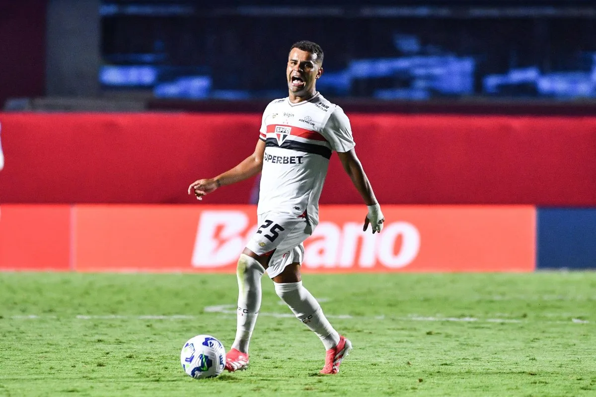 Corinthians desiste da contratação de Alisson, do São Paulo