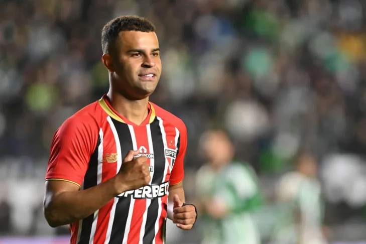 Alisson, do São Paulo