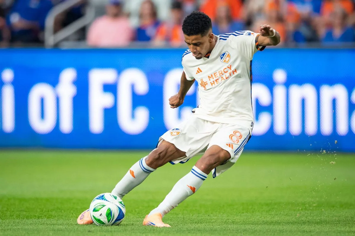 Vasco faz proposta por Brenner, destaque da MLS