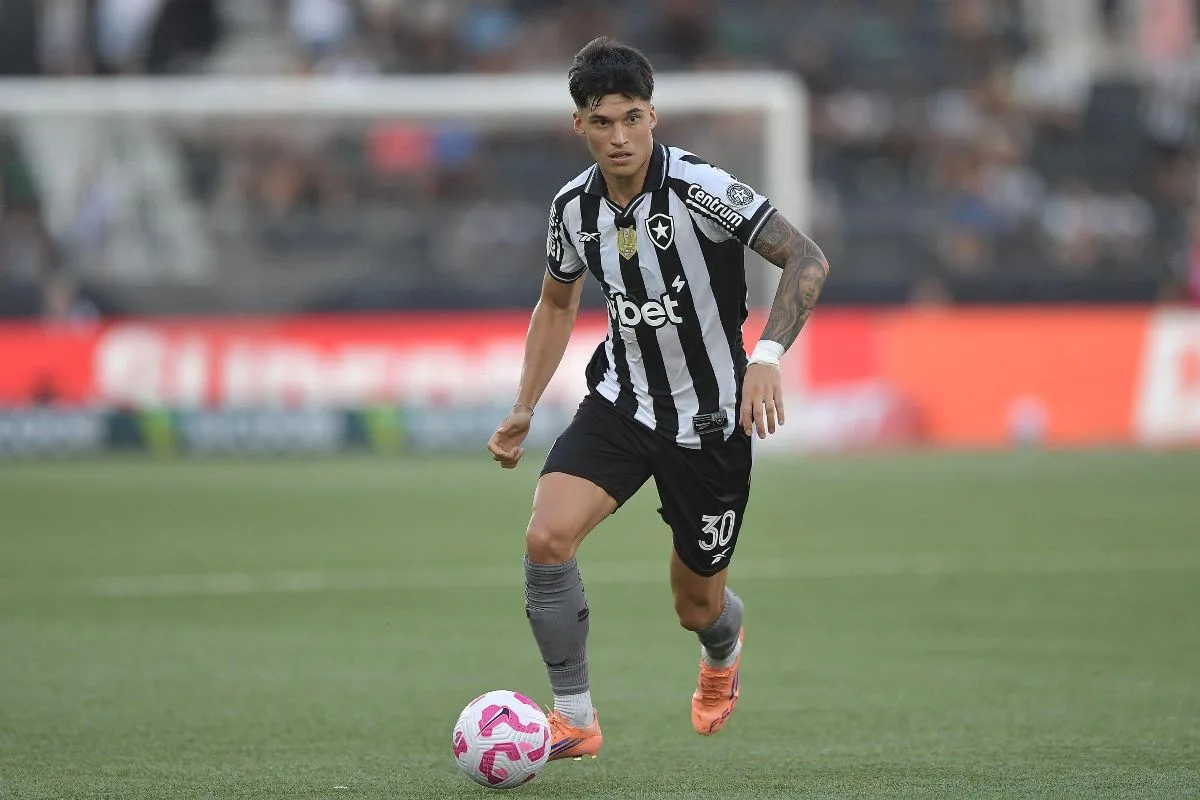 River Plate demonstra interesse em Joaquín Correa, do Botafogo