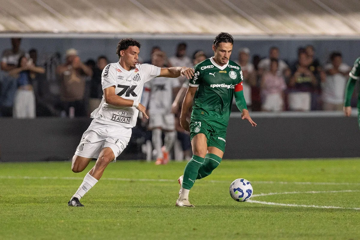 Futebol na TV hoje: quarta (14) recheada tem clássicos no Brasil e no mundo