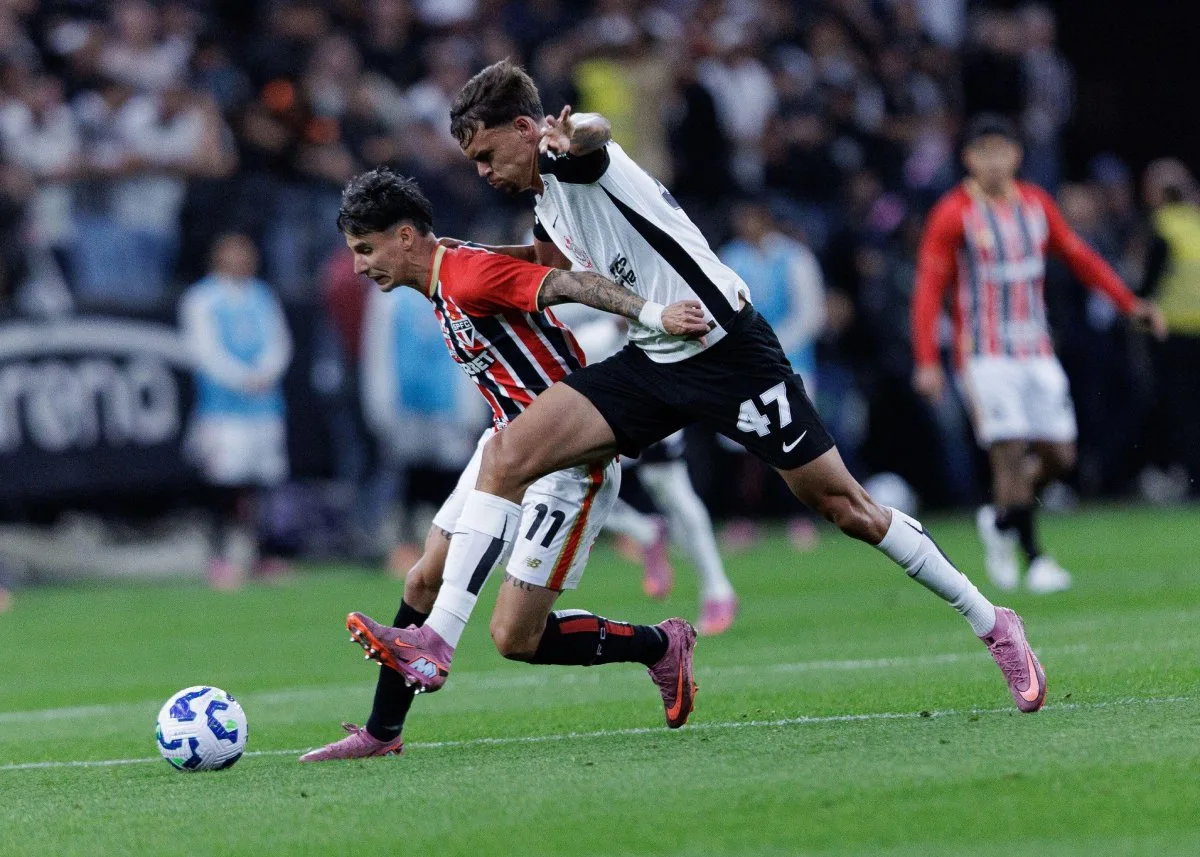 Torino reprova Tchoca nos exames e devolve o zagueiro para o Corinthians
