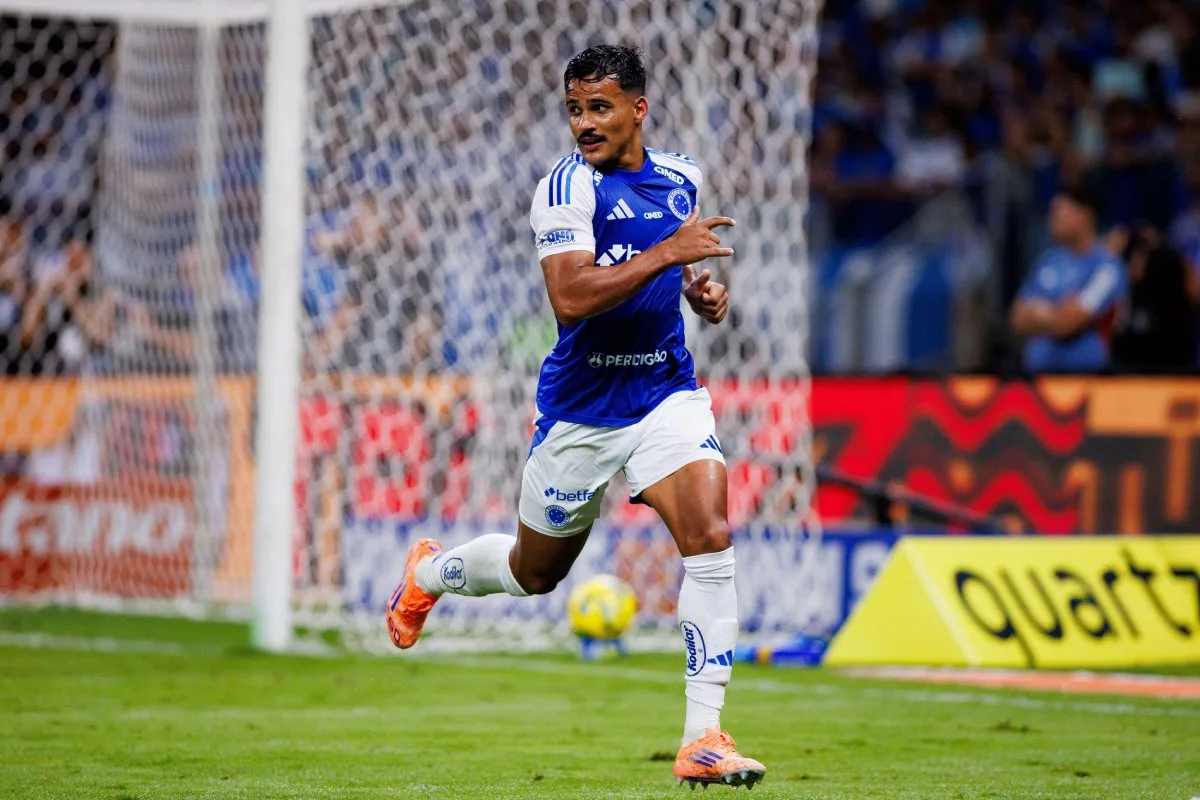 Clube europeu tem acordo para contratar jogador do Cruzeiro