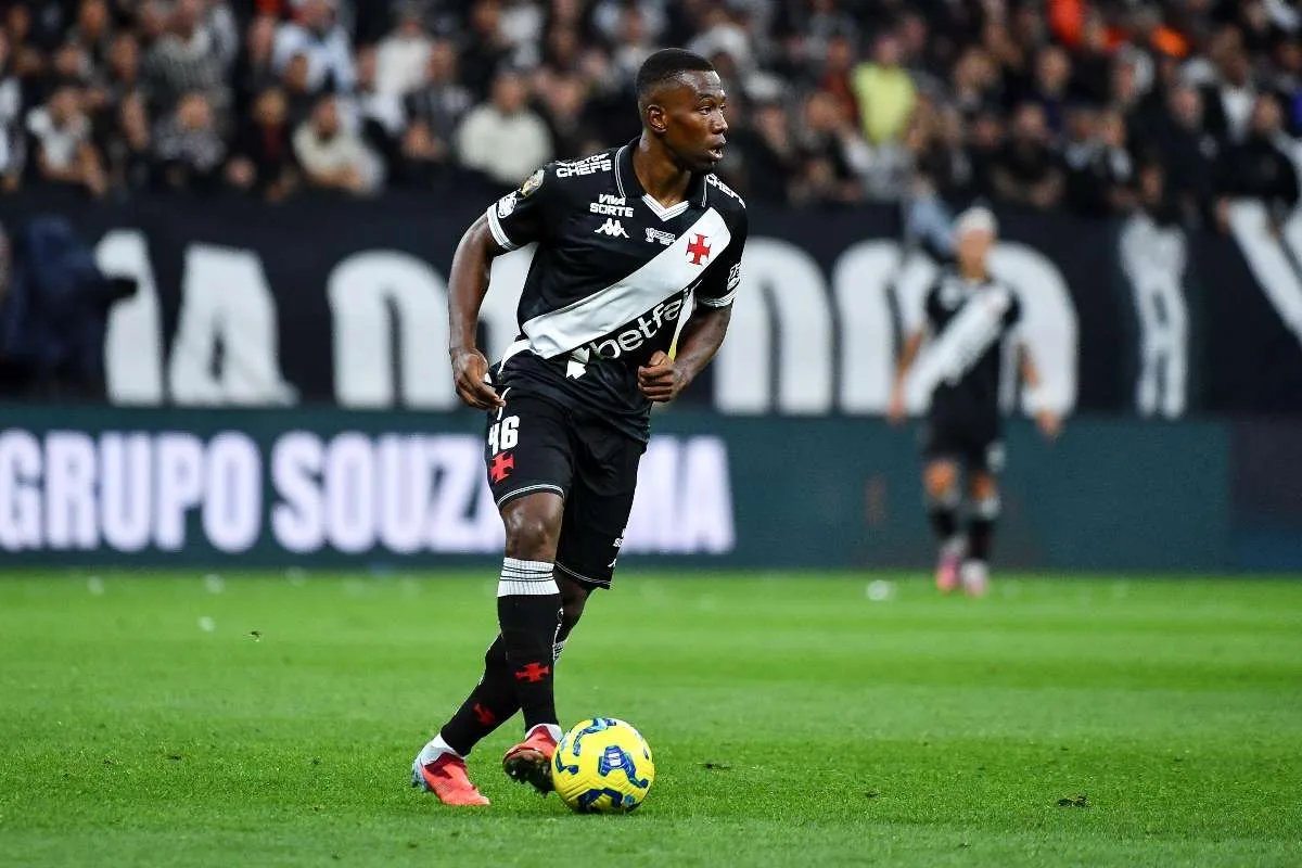 Vasco acerta permanência de Cuesta até o final de 2026