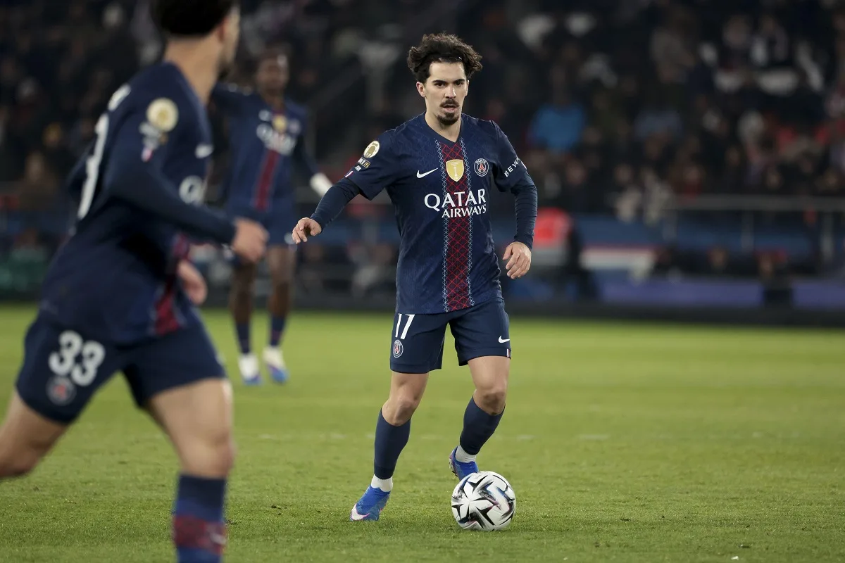 Futebol na TV hoje: gigantes europeus entram em campo nesta sexta (23); veja onde assistir