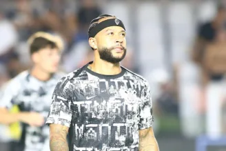 Memphis Depay, do Corinthians