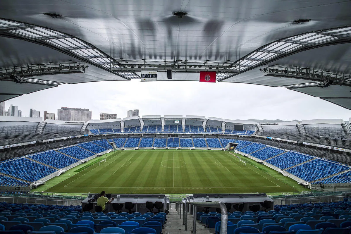 Arena das Dunas processa Vasco e cobra dívida por jogo que não aconteceu