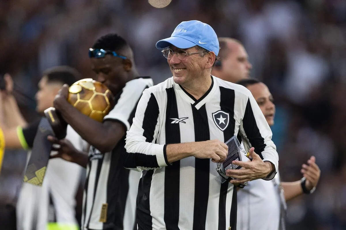 Botafogo prepara pedido de recuperação judicial para reorganizar dívidas da SAF