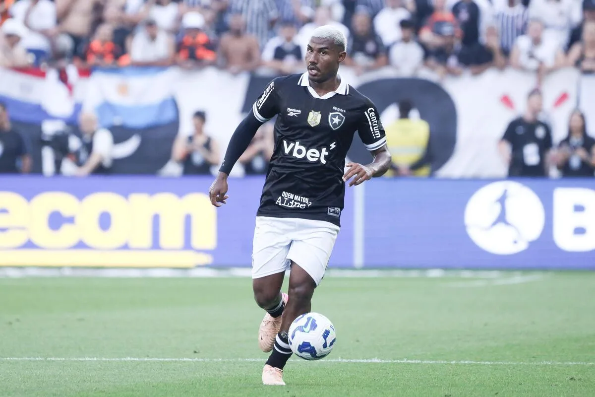 Vasco tenta a contratação de Cuiabano para a lateral