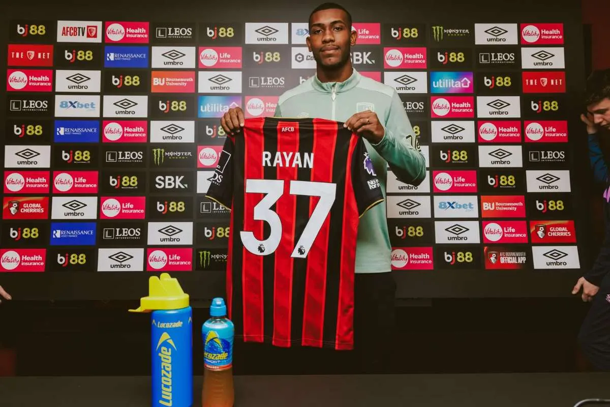 Rayan é anunciado no Bournemouth e deixa o Vasco rumo à Premier League