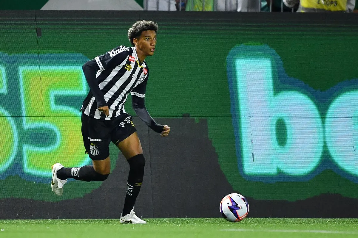 Inter de Milão oferece mais de R$100 milhões para tirar Robinho Jr do Santos