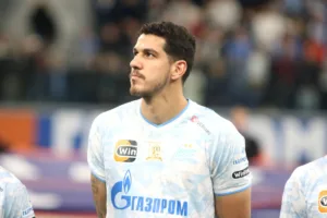 Palmeiras segue confiante por Nino e aposta no timing para avançar